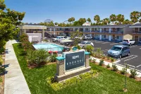 Eden Roc Inn & Suites Anaheim