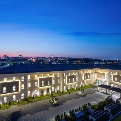Hampton by Hilton Istanbul Zeytinburnu Hotels near Merter