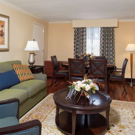 DoubleTree by Hilton Hotel Grand Rapids Airport