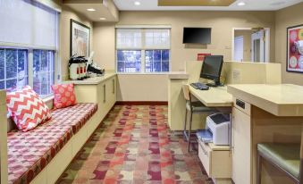 Hawthorn Suites by Wyndham Cincinnati Northeast/Mason