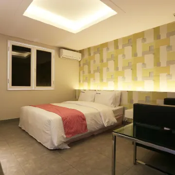 Q Hotel Hotels in der Nähe von Galerie G-an
