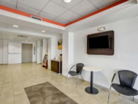 Howard Johnson by Wyndham Lemoore Hotels in Lemoore