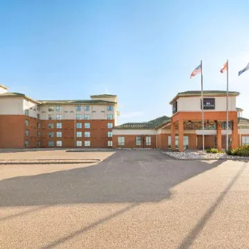 Royal Hotel Edmonton Airport Trademark Collection by Wyndham