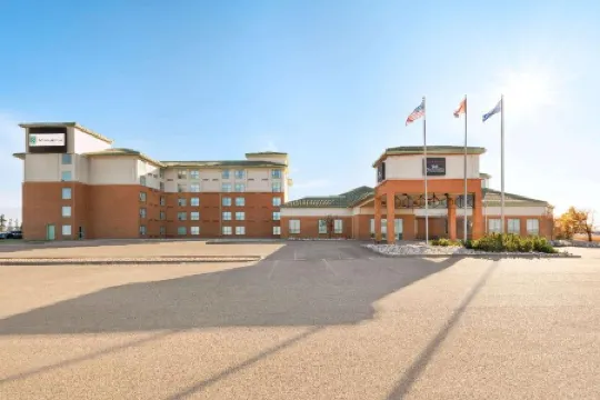 Royal Hotel Edmonton Airport Trademark Collection by Wyndham