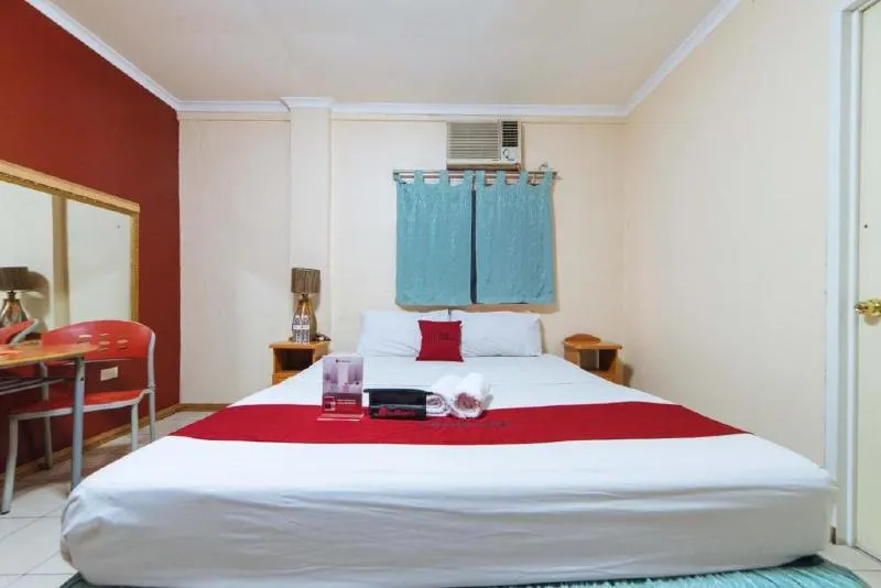 RedDoorz @ Clarkview 21st Street Angeles City Kamar Photos