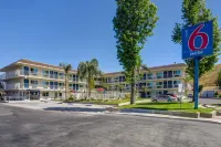 Motel 6 San Bernardino, CA - North Hotel a San Bernardino