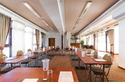 会議室 ホテル ハンセアティッシャー ホフの写真