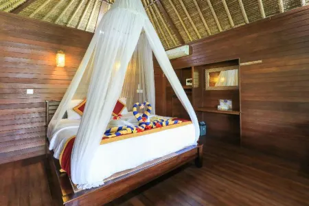 Lembongan Mantra Huts