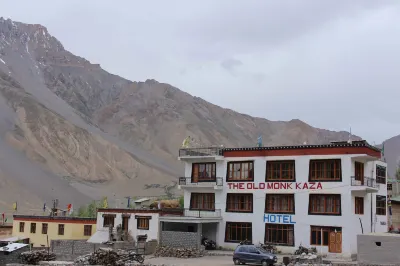 Hotel Old Monk Hotels in Kaza