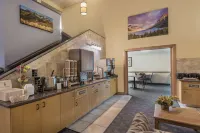 Days Inn by Wyndham Great Falls - Breakfast