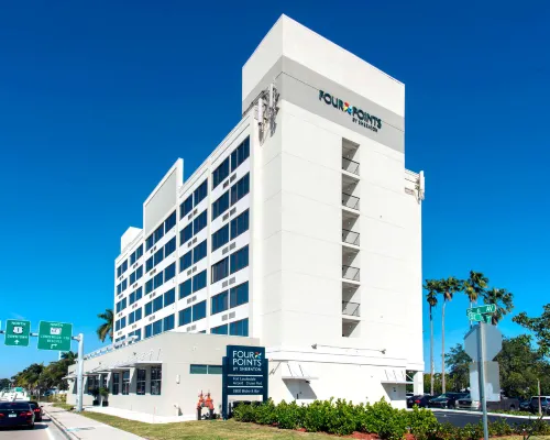 Four Points by Sheraton Fort Lauderdale Airport/Cruise Port Hotels near Davis Park