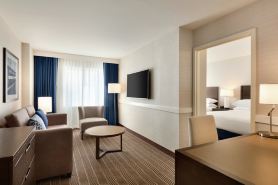 Embassy Suites by Hilton Boston at Logan Airport