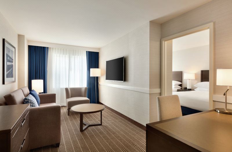 Embassy Suites by Hilton Boston at Logan Airport