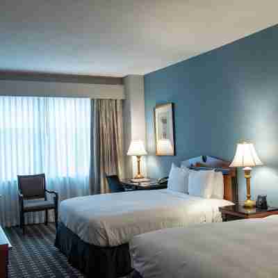 Inn at The Colonnade Baltimore - A DoubleTree by Hilton Hotel Rooms