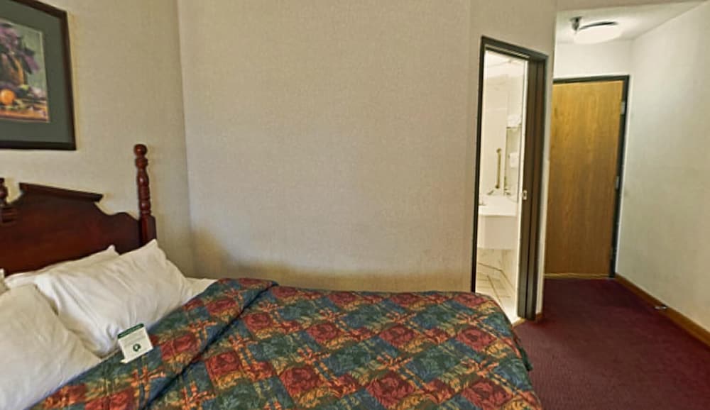 Americas Best Value Inn Waukegan