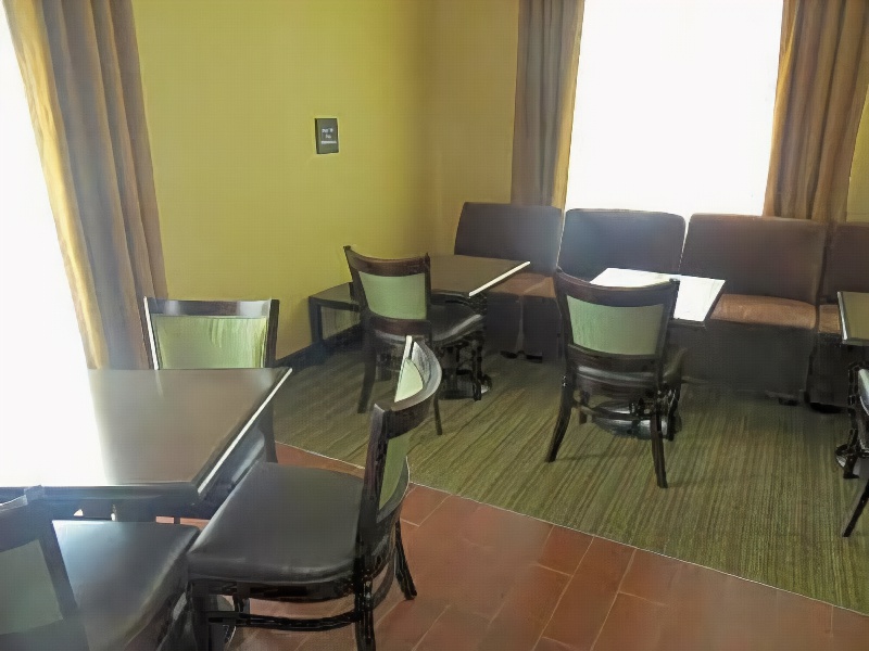 Hampton Inn La Grange