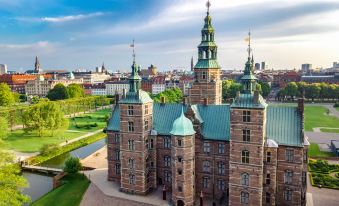 Stylish Flat at Best Location in CPH by the Canals