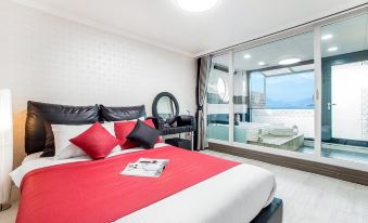 Geoje Island Solvert Pension