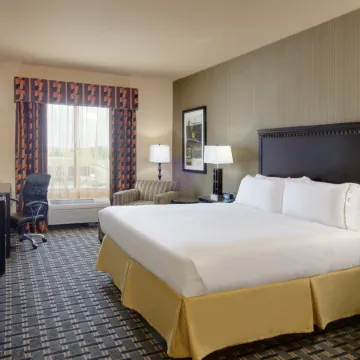 Holiday Inn Express & Suites Ennis by IHG