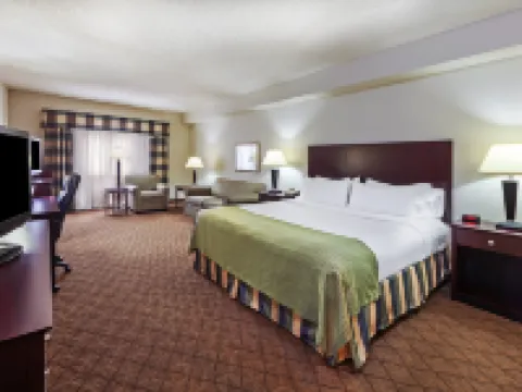 โรงแรม ฮอลิเดย์ อินน์ สปริงเดล/เฟย์เอตต์วิลล์ แอเรีย บาย IHG โรงแรมในสปริงเดล