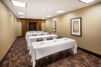 Holiday Inn Express & Suites YANKTON by IHG Hotels in Yankton