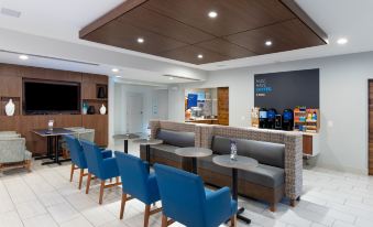 Holiday Inn Express & Suites DALLAS SOUTH - DESOTO by IHG