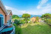 Namhae Painter and Flower Stay Hotels near Imjinseong Fortress