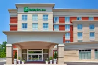 Holiday Inn & Suites Williamsburg-Historic Gateway Hotele w: York County