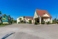 Quality Suites North Houston - Spring Hotels in Houston