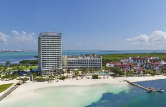 Breathless Cancun Soul Resort & Spa - Adults Only - All Inclusive Hotels near Playa Langosta