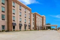 Comfort Suites