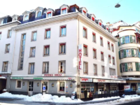 ホテル ヴァイセス クロイツ インターラーケンのホテル