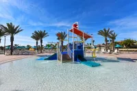 Private Oasis Close to Disney - Golf, pool, water park on site!