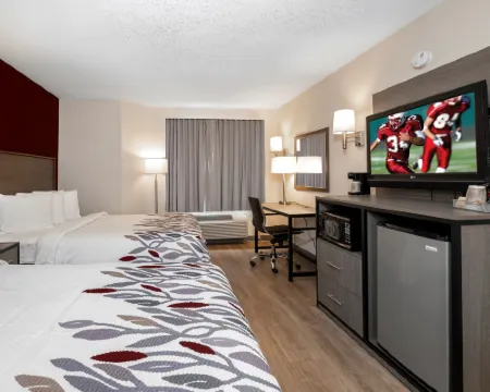 Red Roof Inn Clifton Park Hotels in Clifton Park