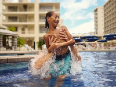 アウトリガー リーフ ワイキキ ビーチ リゾート ホノルルのホテル