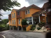Haus am Park - parking