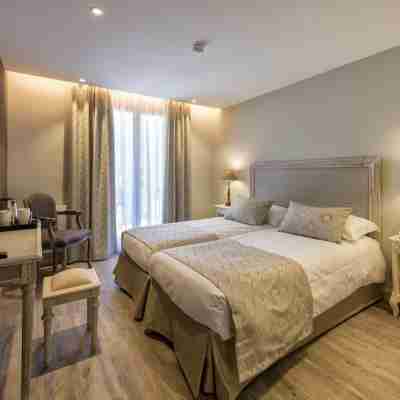 Nouvel Hôtel du Commerce Rooms