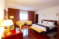 Lancaster Kumasi Hotels near Paa Joe Stadium