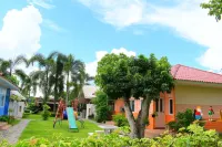 Rungnara Pool Villa Hotels in San Sai