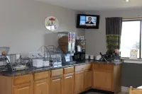 Super 8 by Wyndham Grand Rapids/Wyoming - breakfast