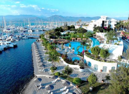 Yacht Classic Hotel - Boutique Class