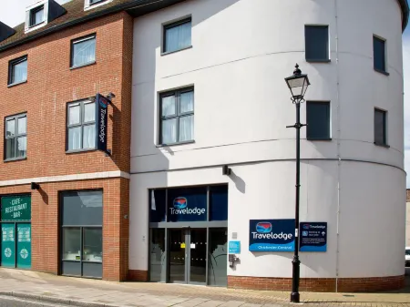 Travelodge Chichester Central Отели в г. Север Мандхэм
