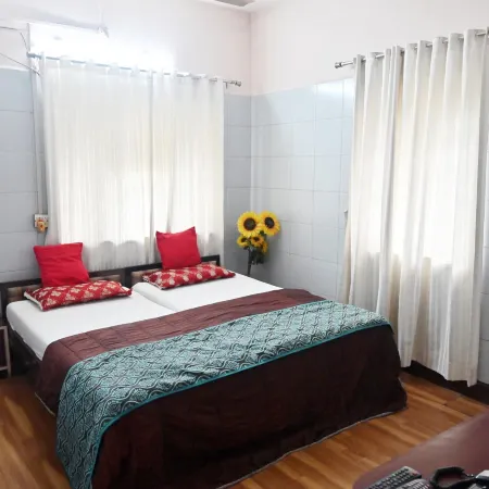 Hotel Sai Lodge