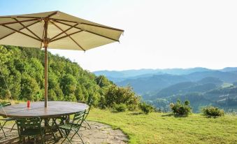 Sprawling Villa with Breathtaking Views in Emilia-Romagna