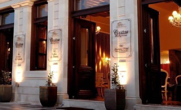 Civitas Suites Hotel - Housity