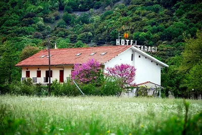 法拉吉飯店 住宿飯店