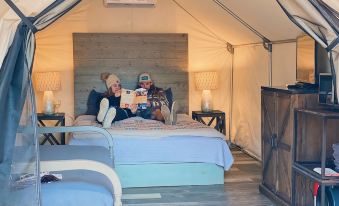 13 Blue River Camp - Glamping Cabin