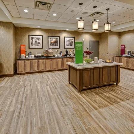 Hampton Inn & Suites Franklin Berry Farms