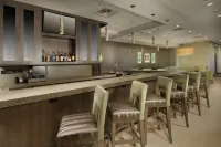 Hilton Garden Inn College Station - bar