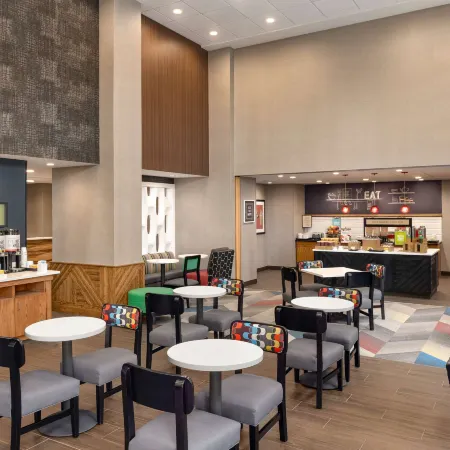 Hampton Inn & Suites by Hilton Ocean City West
